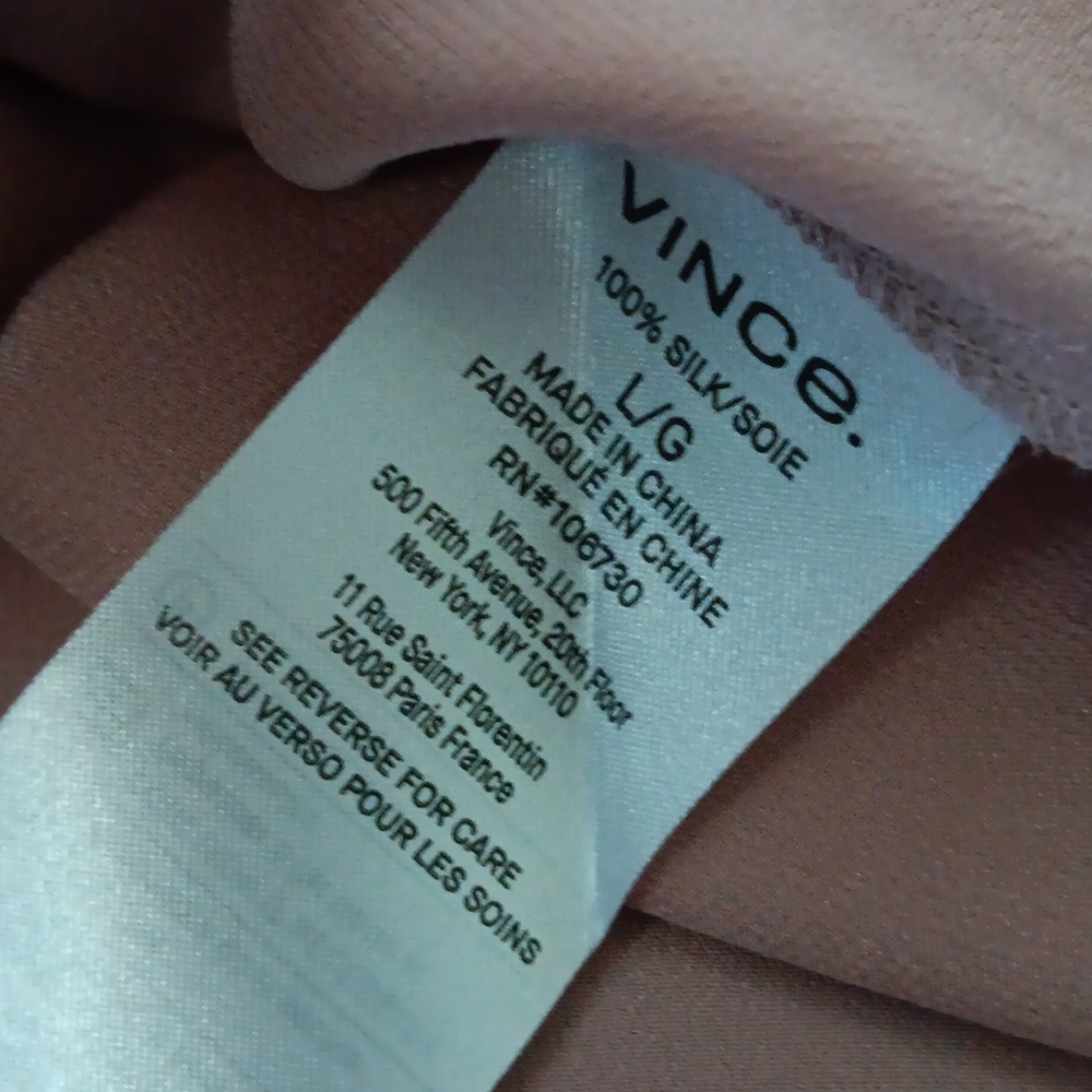 NEW! VINCE..SILK BLOUSE..LARGE - Picture 7 of 8